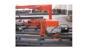 山東拓維機械制造有限公司，汽車大梁沖，汽車小梁沖，鋼模板沖孔，鋼模板加工設備，汽車橫梁沖，數(shù)控平板沖孔機，中厚板數(shù)控沖床，數(shù)控沖鉆復合機，汽車縱梁沖，縱梁自動化生產(chǎn)線，中厚板沖割復合機，平地機刀片沖鉆生產(chǎn)線